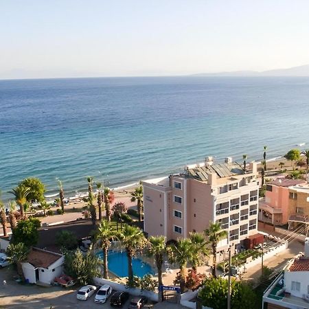 Holiday Hotel Kusadasi Exterior photo