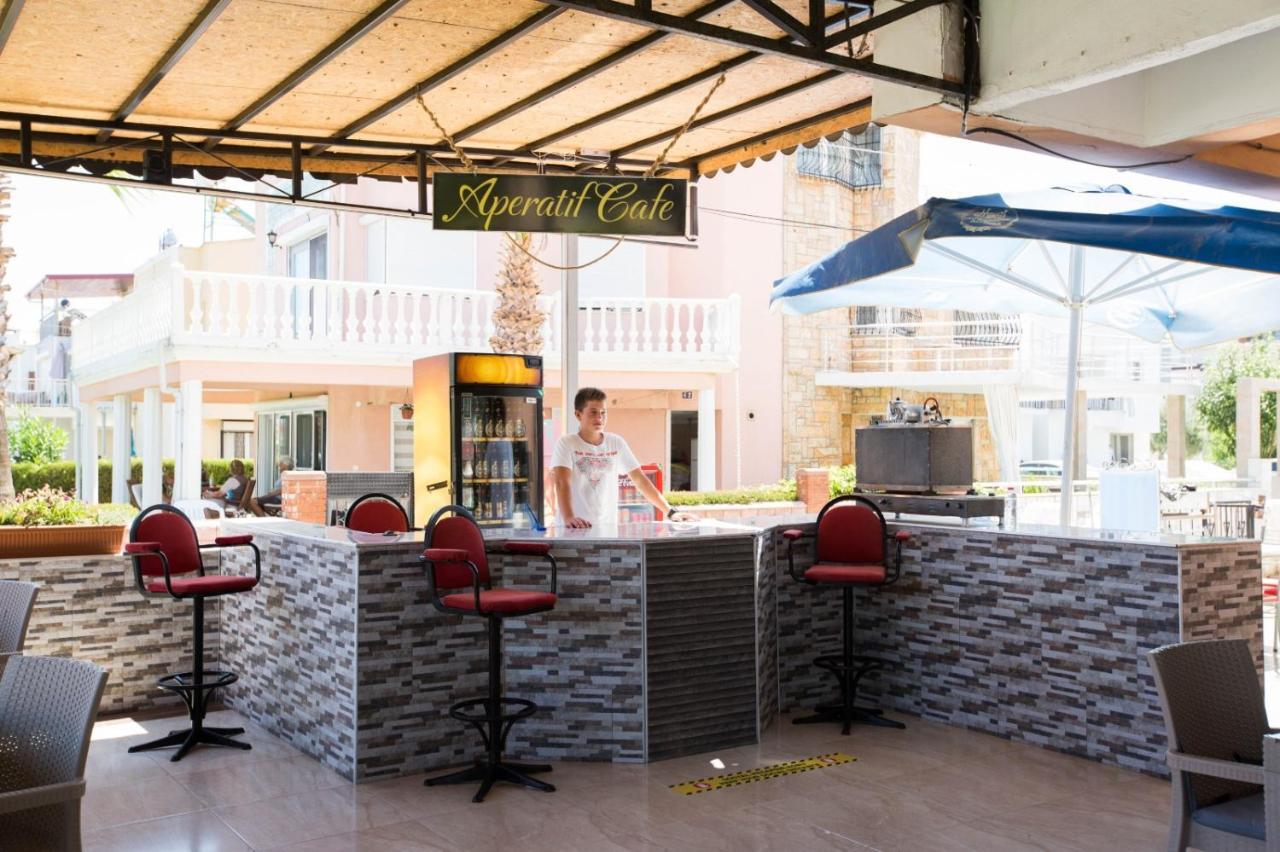 Holiday Hotel Kusadasi Exterior photo