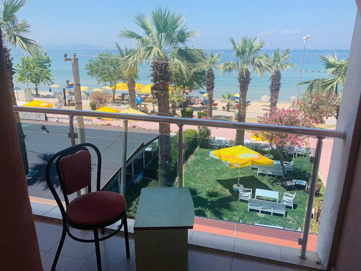 Holiday Hotel Kusadasi Exterior photo