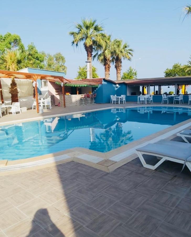 Holiday Hotel Kusadasi Exterior photo